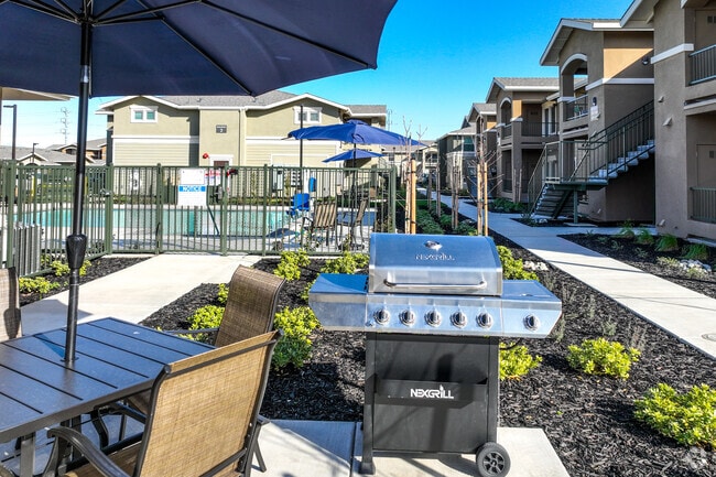 Northlake Senior Apartments (55+)