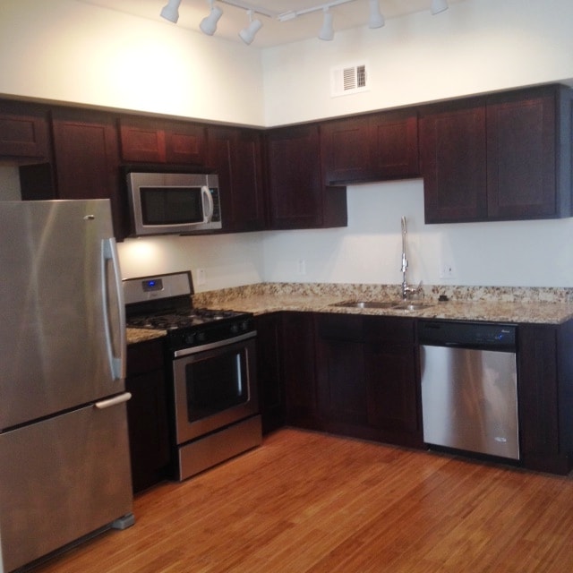 Photo - 730 Frederica Street