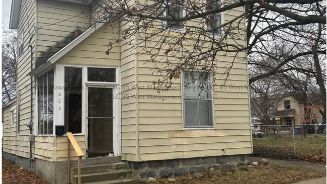 Photo - 1022 3rd St NW