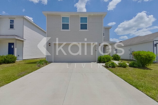 Building Photo - 8675 SW 43rd Ter