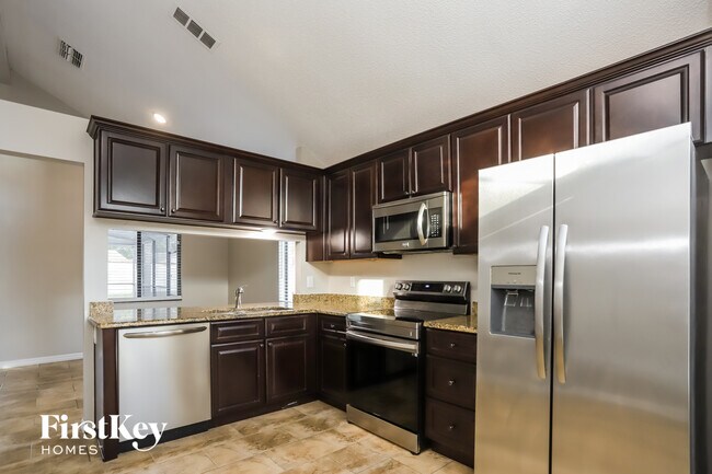 Photo - 1503 Chepacket St