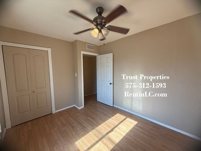 Photo - Spacious 2/1 close to everything