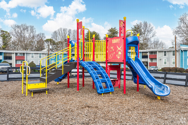 Playground - Elite At Lakeview Rental