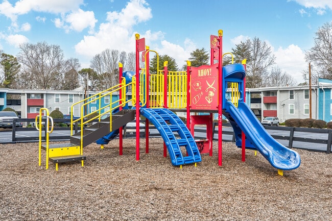 Playground - Elite At Lakeview Apartments