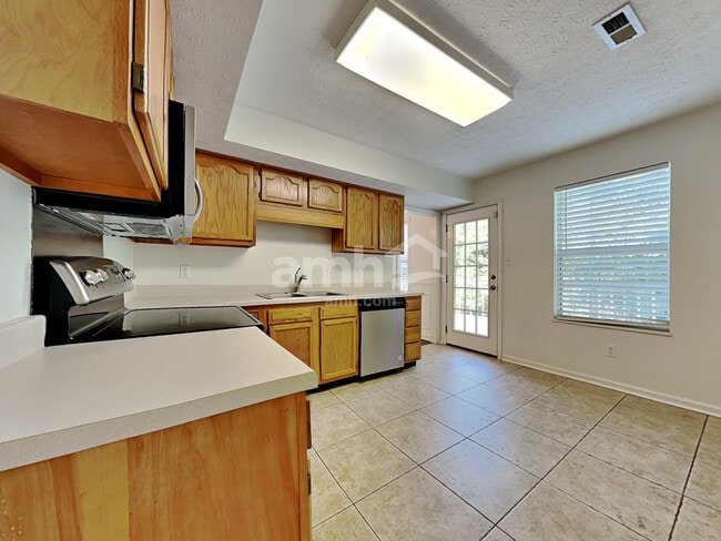 Photo - 7146 Mountain Mist Ln