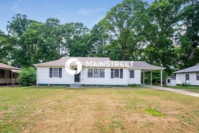 Building Photo - 3 Bedroom Pet-Friendly Home in Marietta, GA with Main Street Renewal