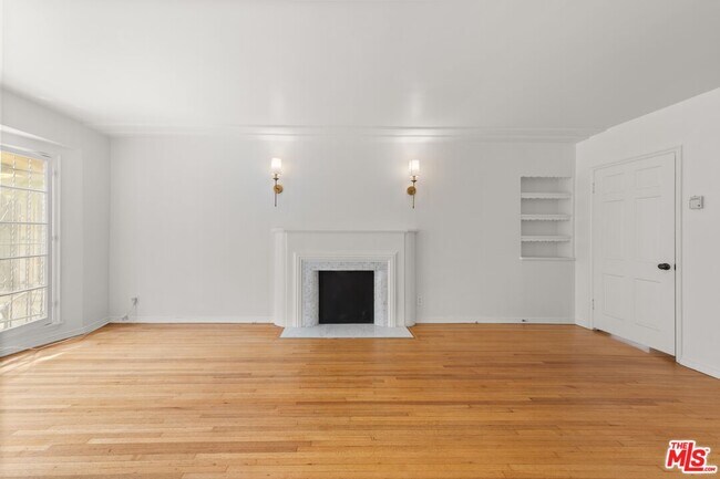 Photo - 639 Burnside Ave