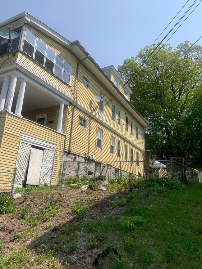 Photo - 24 Holland Rd Unit 1