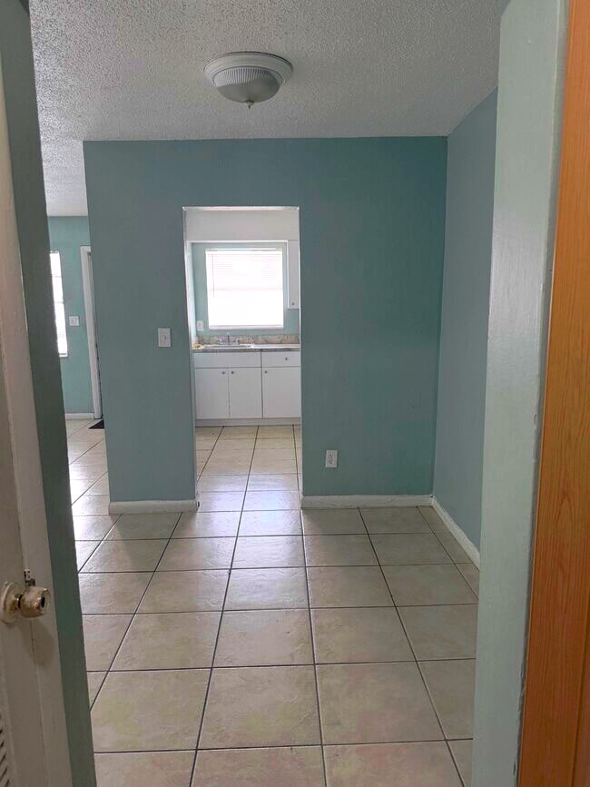 Photo - 3701 SW 59th Terrace Unidad 11