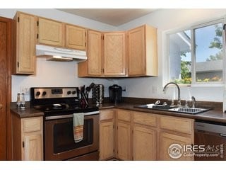 Photo - 1219 Alameda St