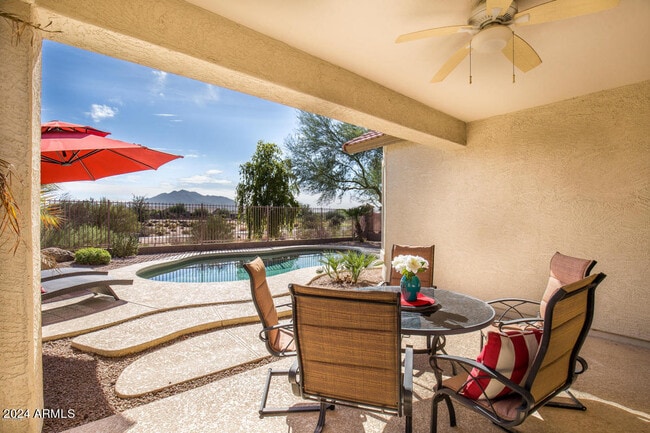 Photo - 3725 E Meadowview Dr