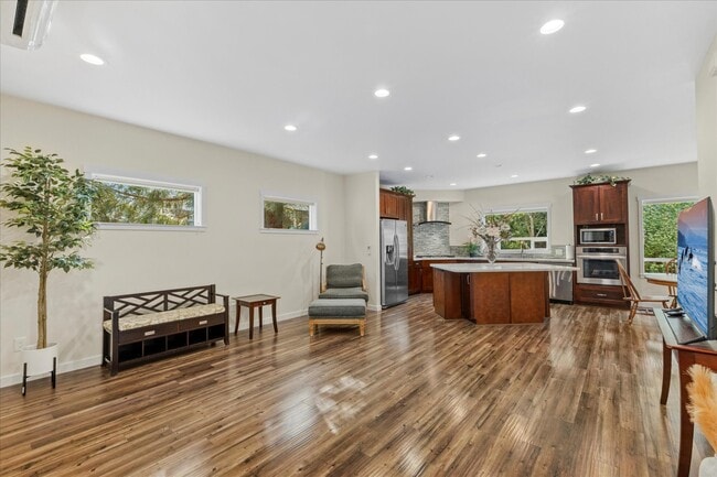 GREAT ROOM - 323 3rd Pl NW