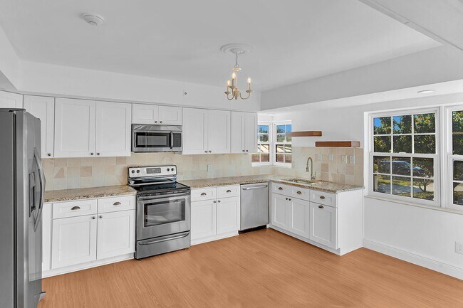 Photo - 301 Gulfstream Dr