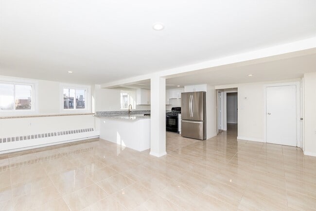 Building Photo - 53 St Germain St Unit 3