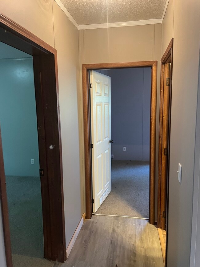 Photo - 477 Windwood Dr