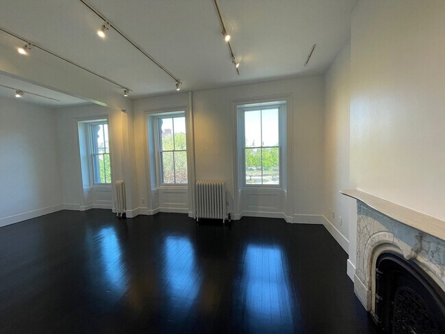 Photo - 254 W Newton St Unidad 3##
