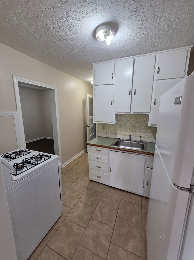 Photo - 1801-1803 S Grove Unit 1803 S Grove