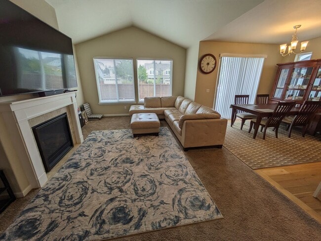 Photo - 9546 6th Way SE
