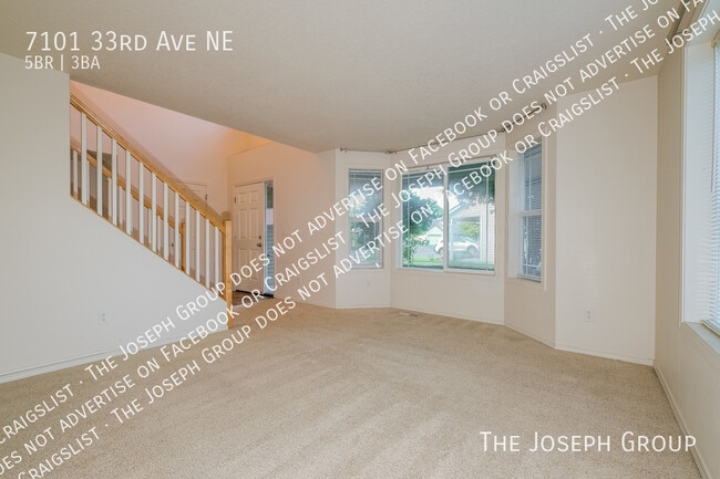 Photo - 7101 33rd Ave NE