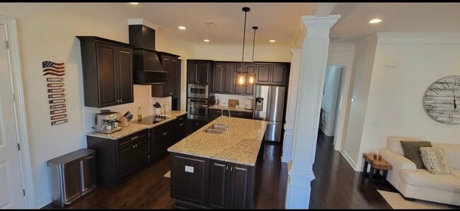 Photo - 745 Glennbrooke Blvd