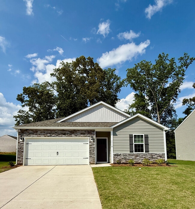 Photo - Room in House on Cramer Crk Dr