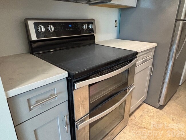 Photo - 11029 Harrowfield Rd