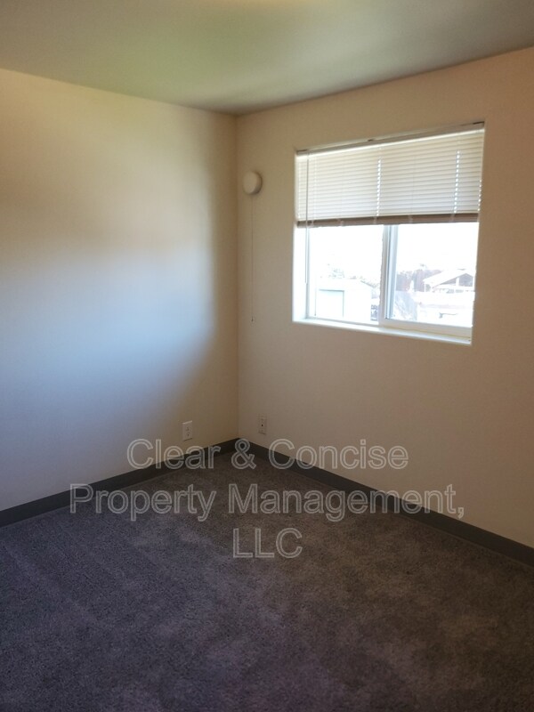 Photo - 4285 River Rd