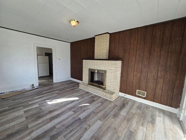 Photo - mad5865 Unit 5865