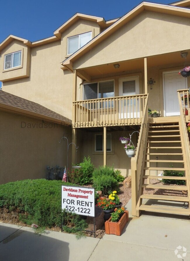 Building Photo - Great 3 Bedroom Condo the Briargate Area