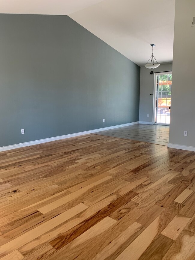 Photo - 3 bedroom 2 bathroom Home - Ferndale Subdivision - South Suburbs