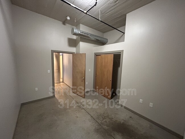 Photo - 8125 Michigan Ave Unit #427