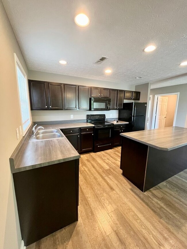 Photo - 1248 Magnolia St Unit Apt 2