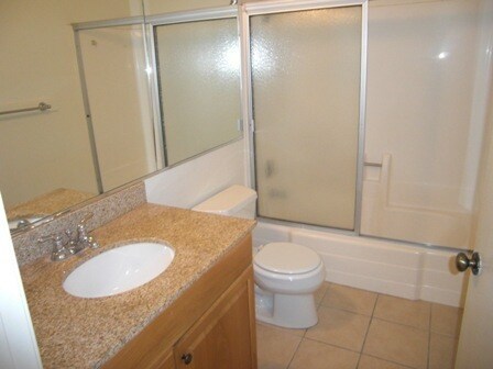 Photo - La Jolla 2bed 1 bath 1car garage, big deck! Casa