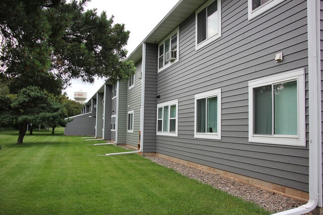 Photo - Mountain Manor Apartments