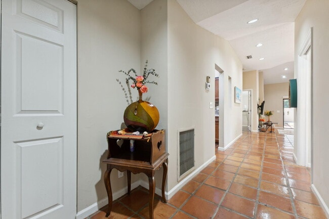 Photo - 22737 Meridiana Dr