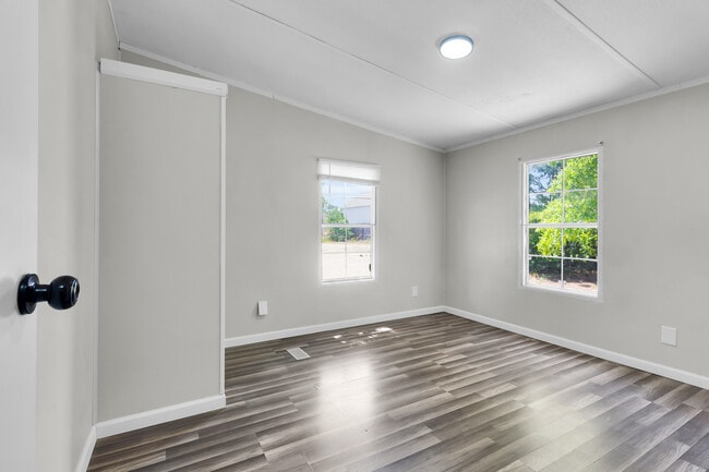 Photo - 309 N Winchester Ln