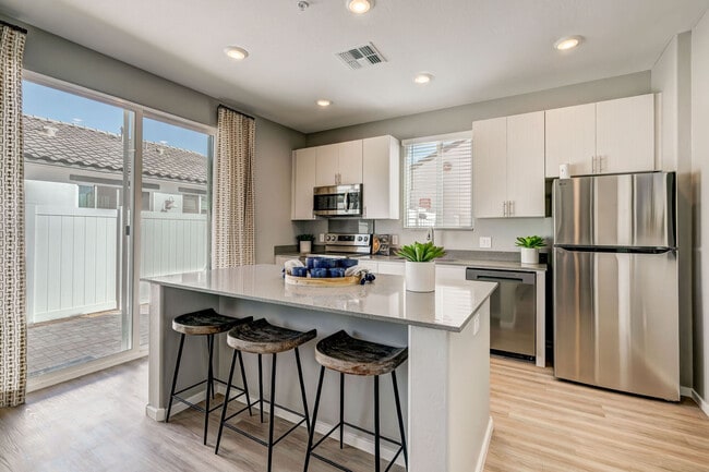 Villas Goodyear apartments — community photo