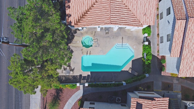 Aerial - Mandalay Bay Apartments