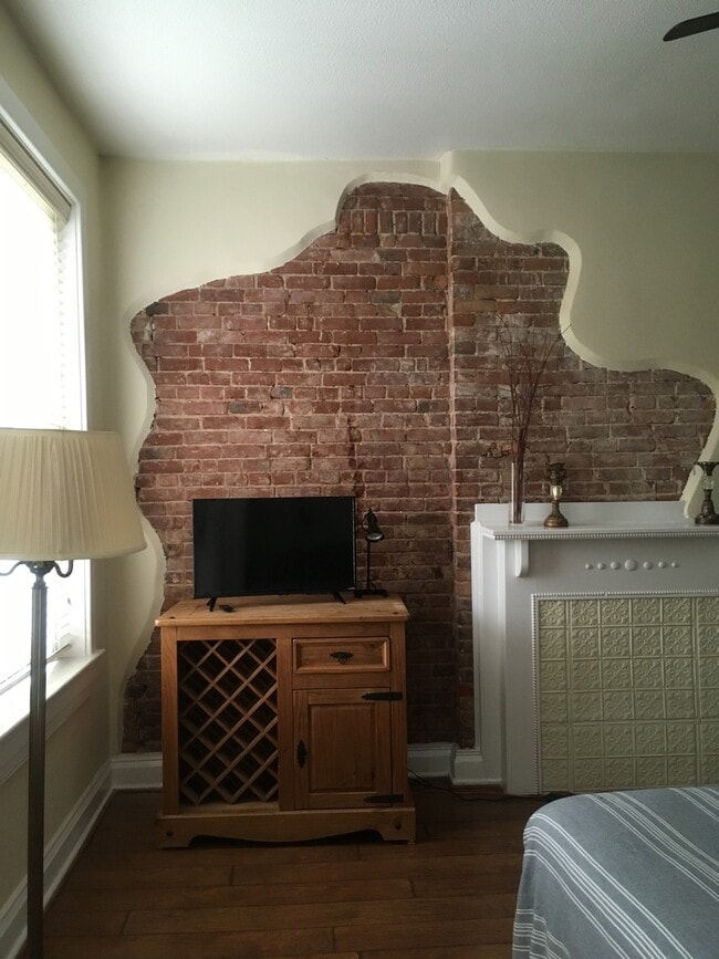 Photo - 1310 S 6th St Unit 1310 S. 6th-2