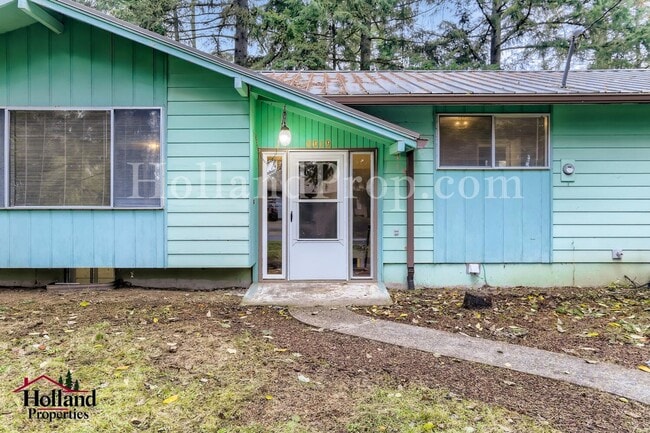 Photo - Charming Single-Family Home Near Hillsboro Airport!