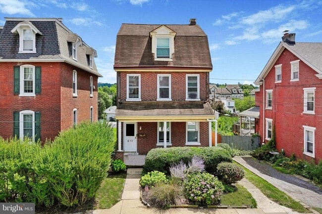 Photo - 312 Washington Ave