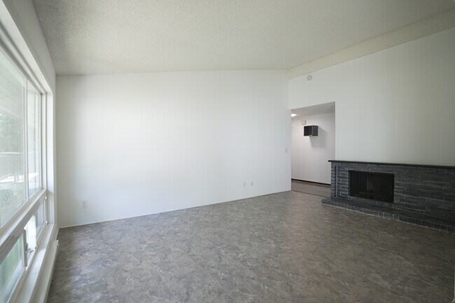Photo - 15206 NE 8th St Unit Heatherstone E-12