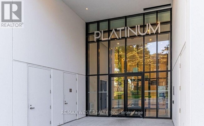 Photo - 15 Queen St S Unité 908