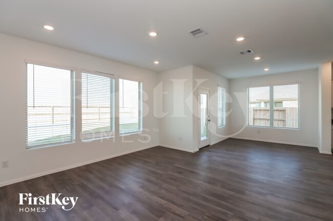Photo - 7307 Hillside Ave