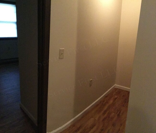 Photo - Creighton Apartments Unit D3