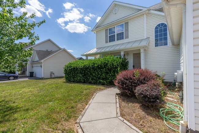 Photo - 59 Stork Ln