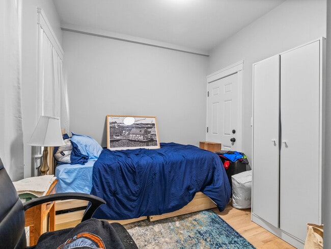 7 Dickson St Unit 1