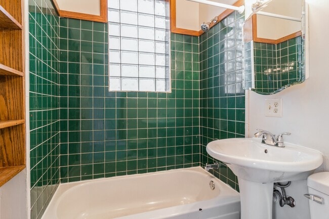 Photo - 1823 W Thomas St Unit 3