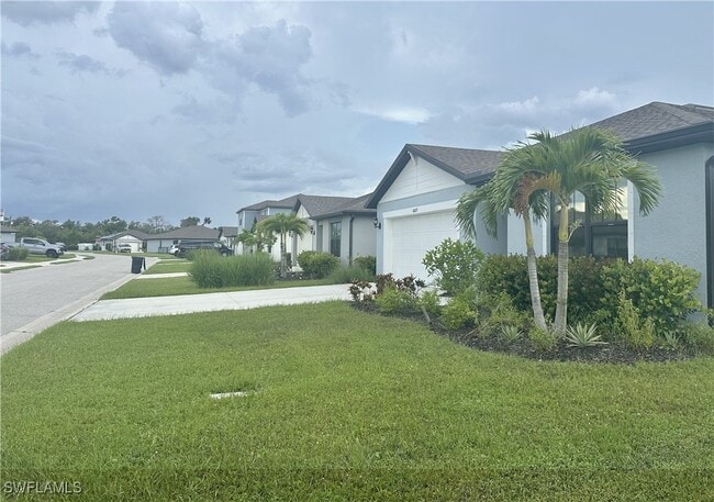Building Photo - 16037 Beachberry Dr Rental
