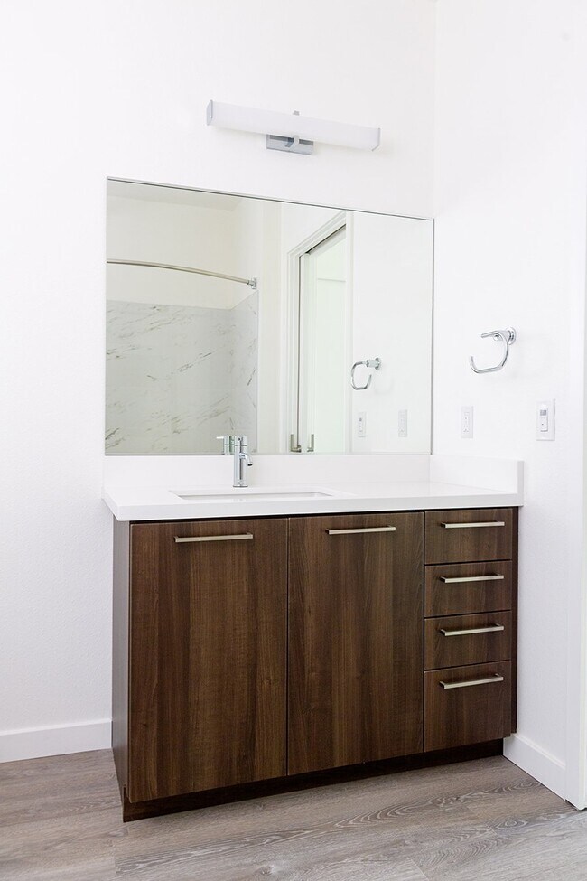 THE MANSION Apartments Sacramento, CA